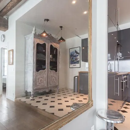 Charming Appartment In Le Marais Parigi Esterno foto
