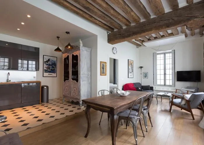 IntoParis Charming apartment in Le Marais